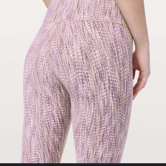 Lululemon Wunder Under High Rise Leggings - Picture 5 of 11